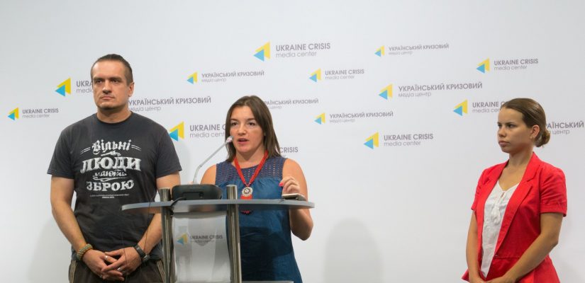 Завдяки електронним петиціям важливі для суспільства питання будуть винесені на публічний розгляд. І відповідь їхніх адресатів теж буде публічною – експерти