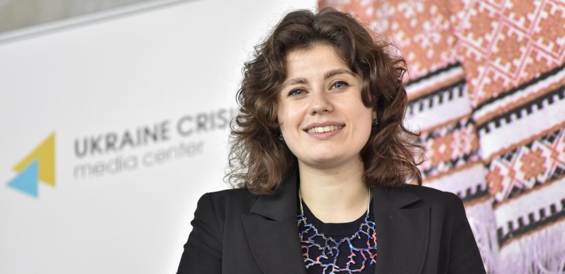 Для України має бути українське рішення, що робити з тоталітарною спадщиною. Але без «суспільної угоди» не буде того рішення, яке враховує волю усіх громадян – дослідниця Мирослава Хартмонд про «ленінопад» і декомунізацію