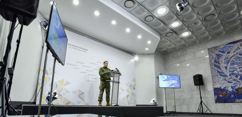 Ministry of Defense: Russia-backed militants deliver six attacks yesterday, all in Donetsk sector