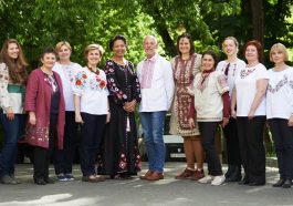"Корпус миру" запрошує